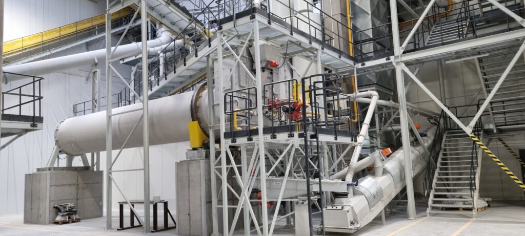 Kompletna linia produkcyjna z urządzeniami do suszenia i przesiewania